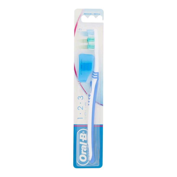Oral-B Classic Care Spazzolino – 40 Medium